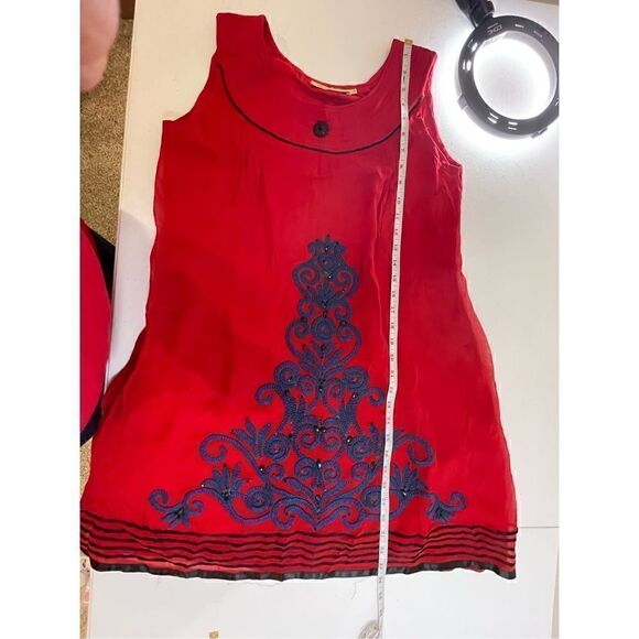 Red navy blue women’s embroidered jeweled 2X dress - Picture 4 of 6